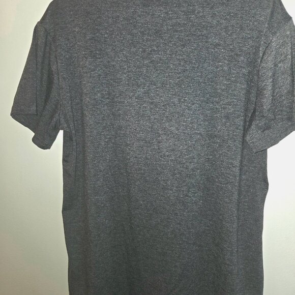 Tshirt - Picture 2 of 2